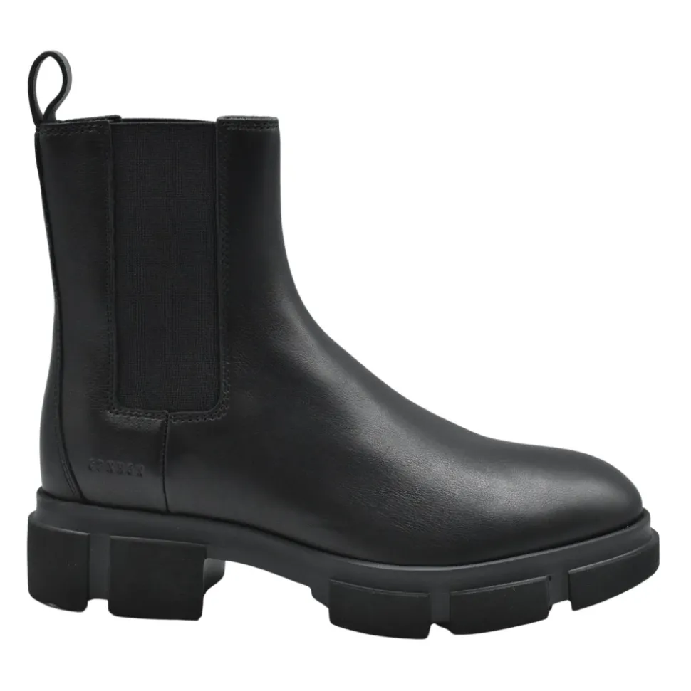 570 Chelsea Boot