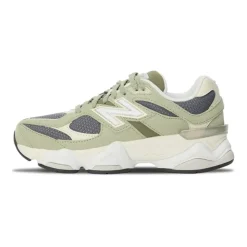 9060 J Sneakers