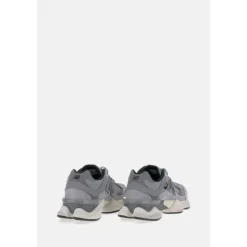 9060 Sneakers