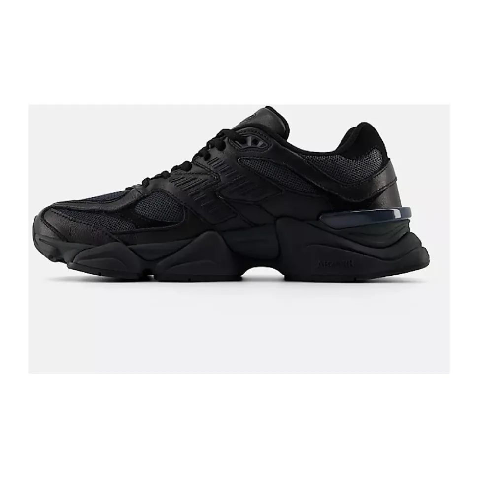 9060 Sneakers