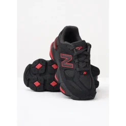 9060 Sneakers
