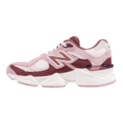 9060 Sneakers