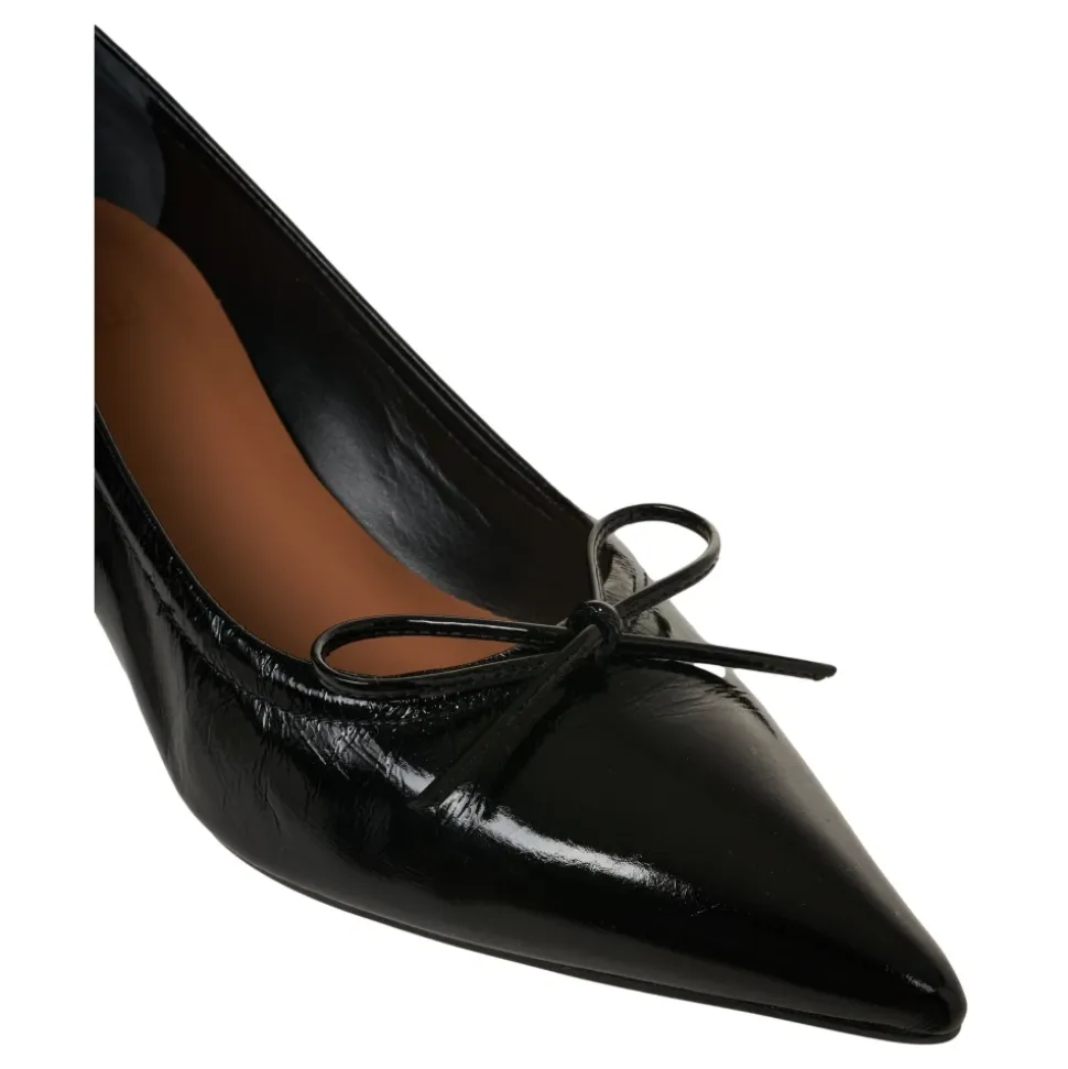 A9329 Pointed Pump