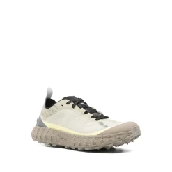 001A Sneaker