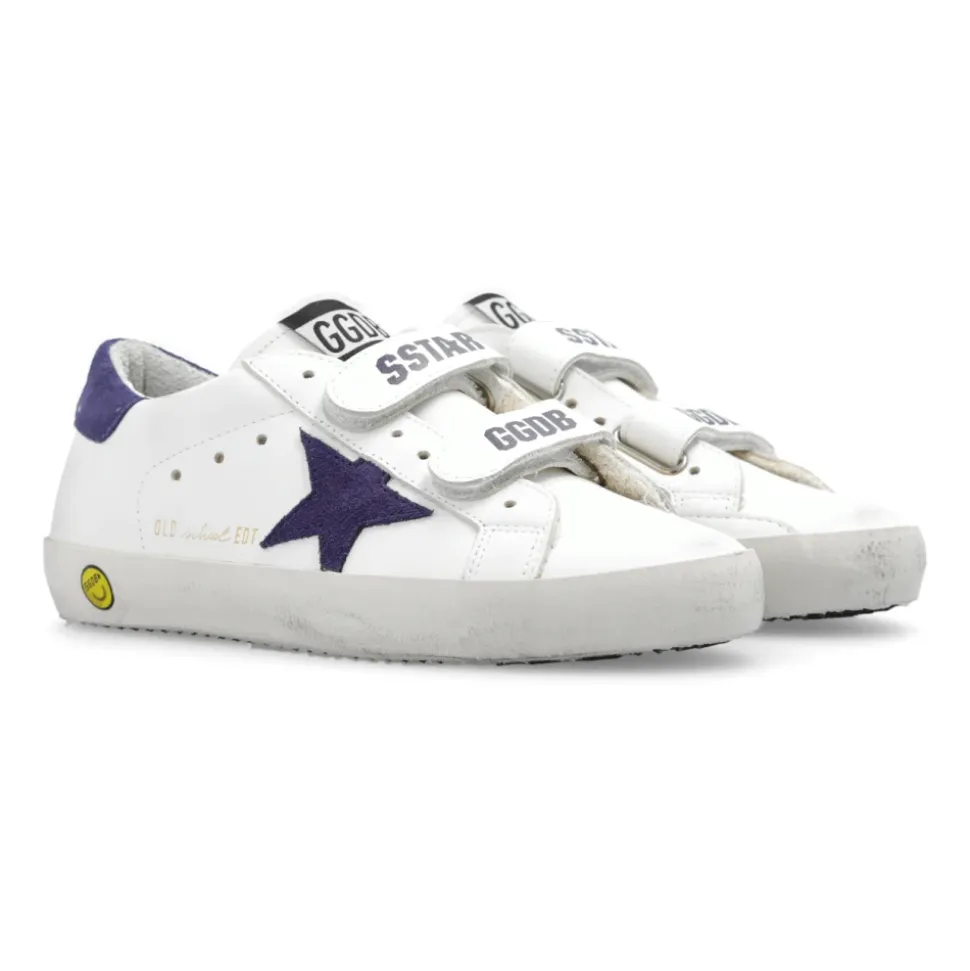 Alte Schulsneakers