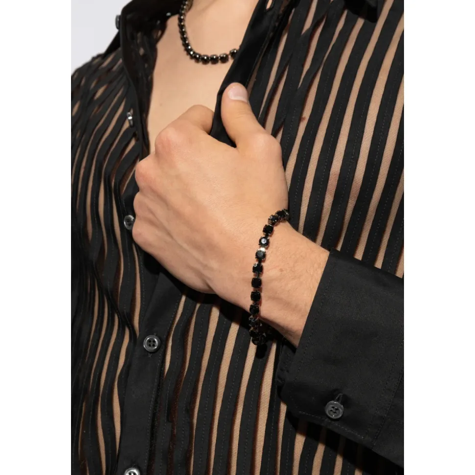 Armband mit Applikationen