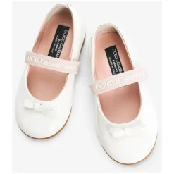 Ballerinas aus Lackleder