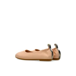 Ballerinas aus Leder
