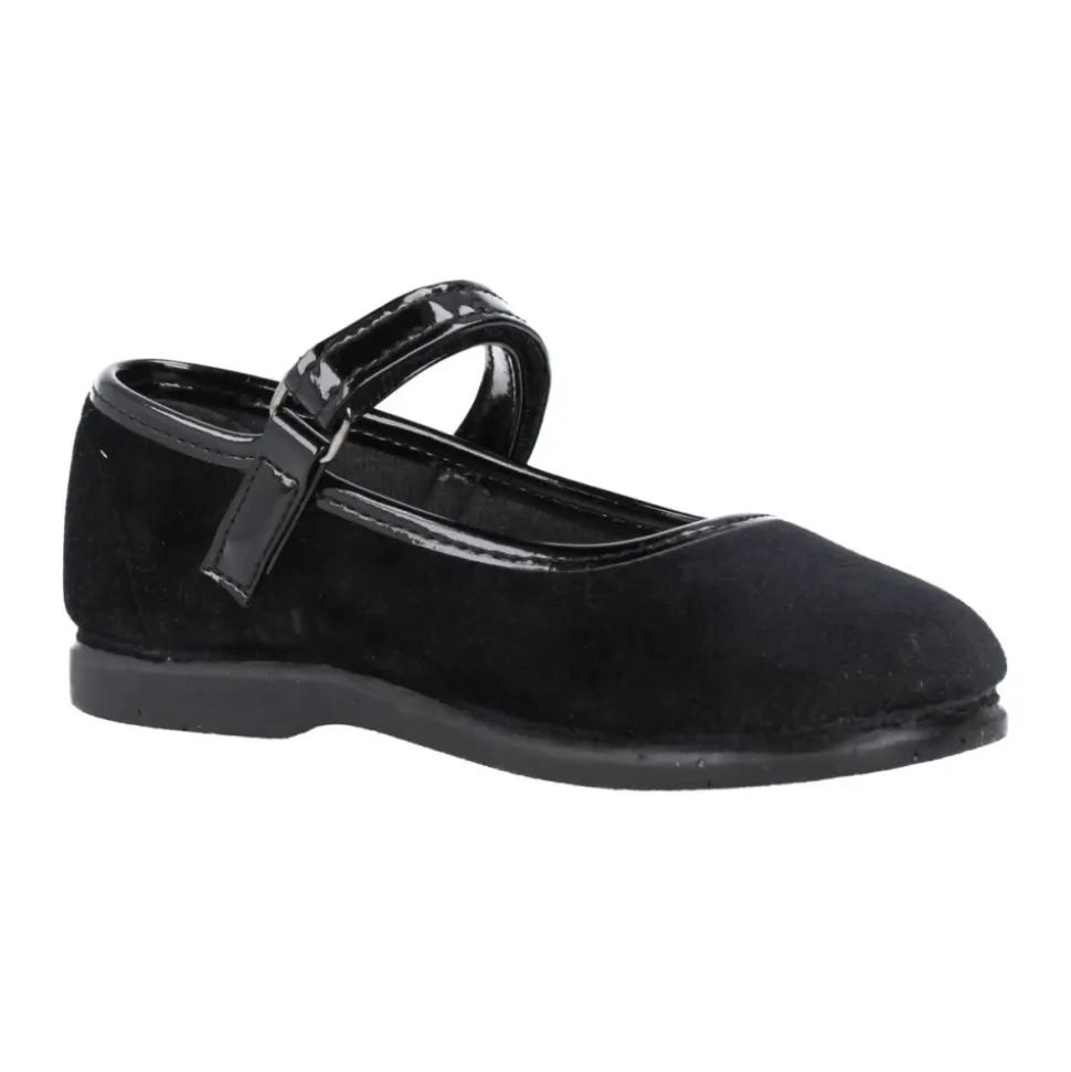 Ballerinas mit Knöchelriemen