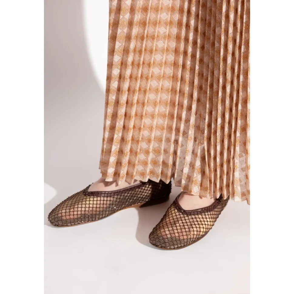 Ballerinas mit schimmernden Kristallen