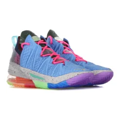 Basketballschuhe in University Blue