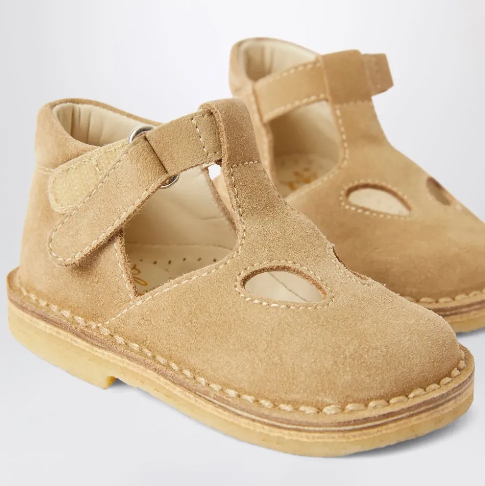 Beige Flache Schuhe mit Schnallenverschluss