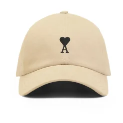 Beige Stilvolle Hüte Kollektion