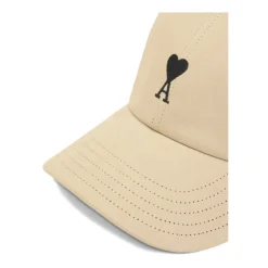 Beige Stilvolle Hüte Kollektion