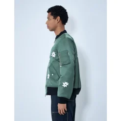 Bestickte Bomberjacke