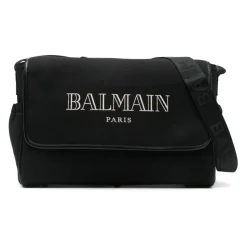 Bestickte Tasche mit Magnetverschluss