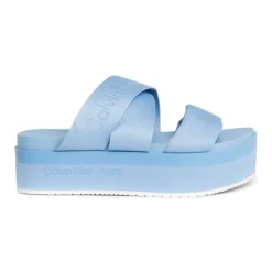 Blaue flache Sandale mit Webbing-Riemen