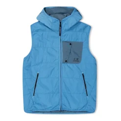 Blaue Kapuzenjacke mit Reißverschlusstasche