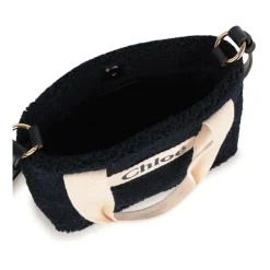 Blaue Ledertaschen mit Polyesterfutter
