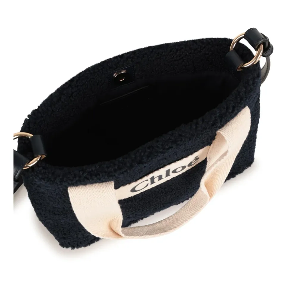 Blaue Ledertaschen mit Polyesterfutter
