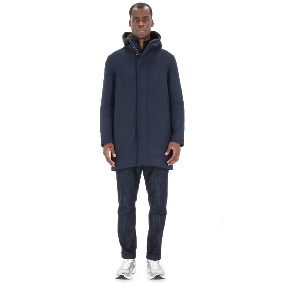 Blaue Parka mit Teddyfutter