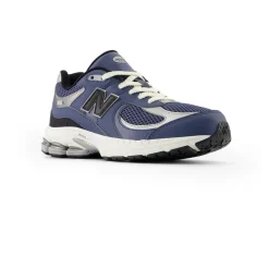Blaue 2002R Sneakers mit ABZORB-Technologie