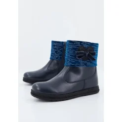 Boot-cut Jeans