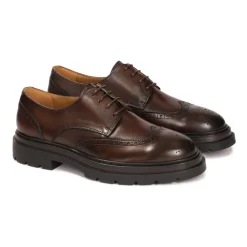 Braune Derby-Style BROGUES mit Lochmuster-Verzierung