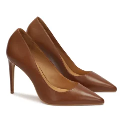Braune klassische Pumps mit spitzer Zehenpartie