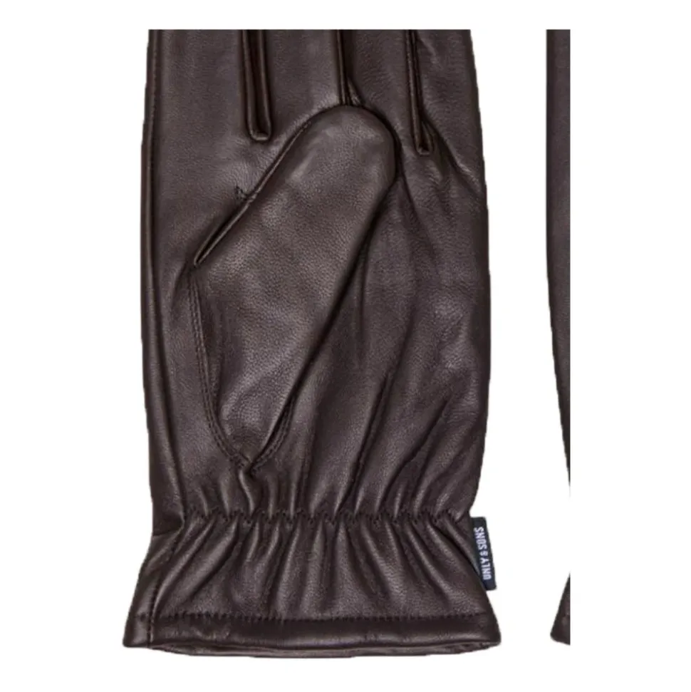 Braune Lederhandschuhe für den Winter
