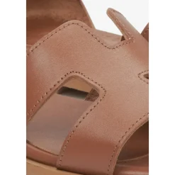 Braune Ledersandalen für Frauen