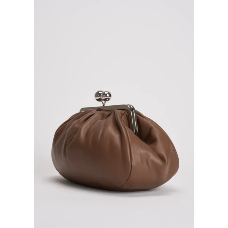 Braune Lederschultertasche mit Kettenriemen