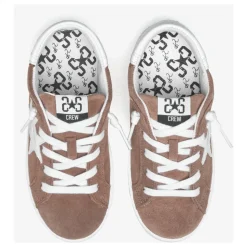 Braune Ledersneaker mit weißen Details
