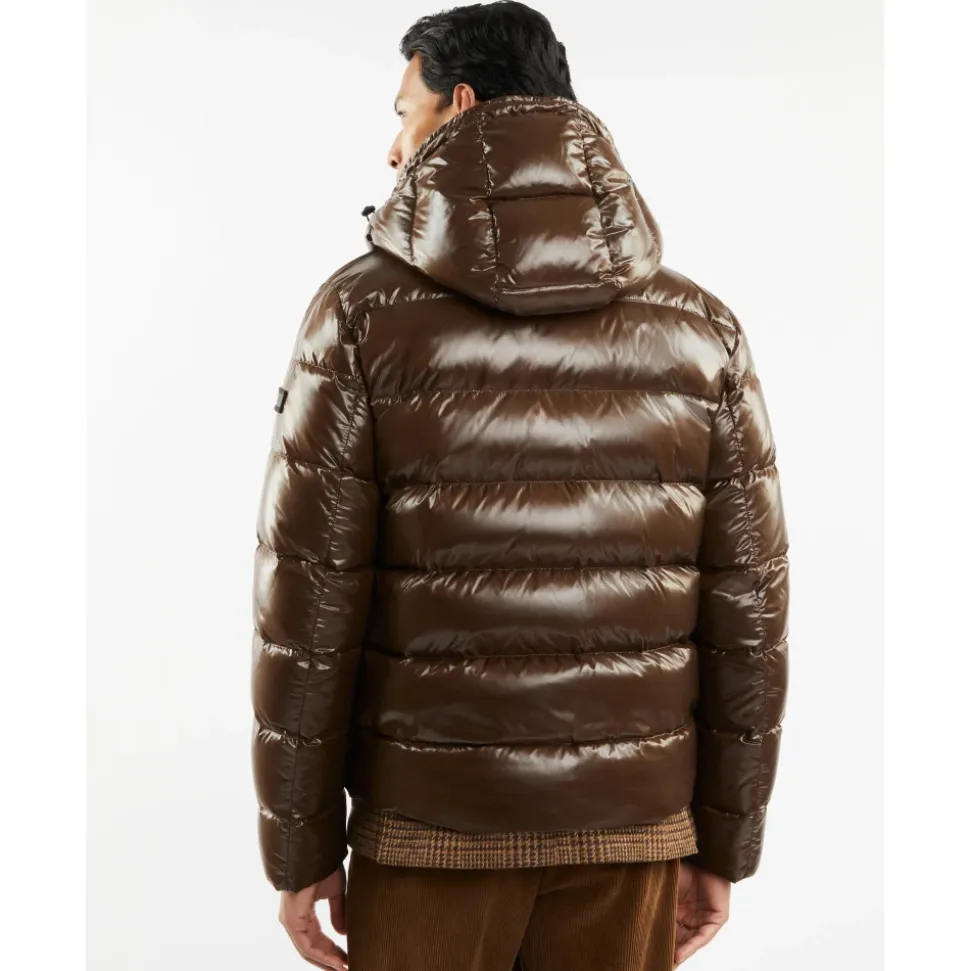 Braune Pufferjacke mit Kapuze