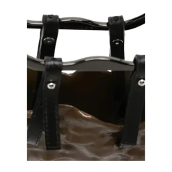 Braune Skulptierte Ledertasche mit Karabinergriff