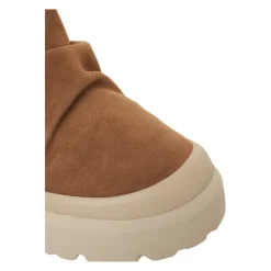 Braune Stiefeletten AW25