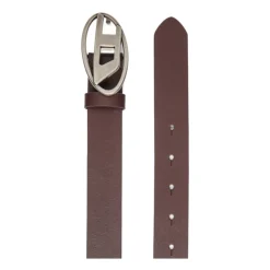 Brauner Ledergürtel mit Silberschnalle