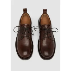 Brauner Lederschnürschuh