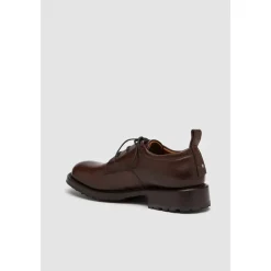 Brauner Lederschnürschuh