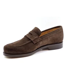 Brauner Wildleder-Mokassin mit Klassischen Details