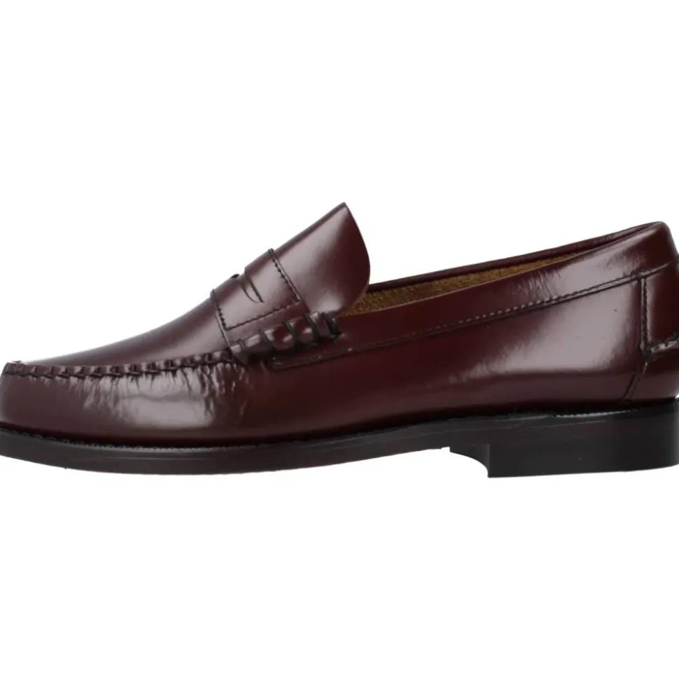 Burgunderfarbene Leder-Loafer