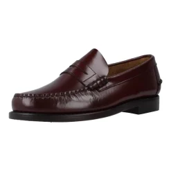Burgunderfarbene Leder-Loafer