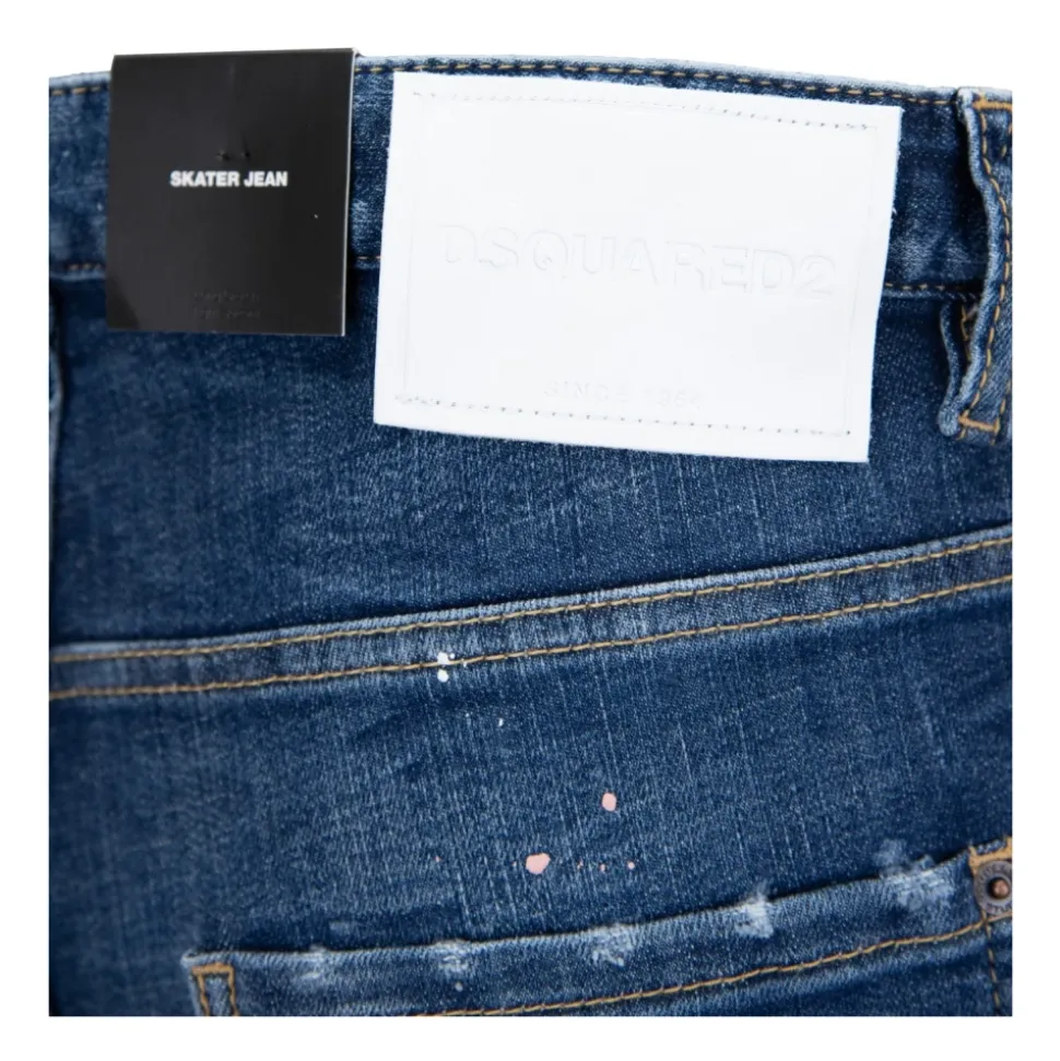 Button Jeans mit Lederpatch