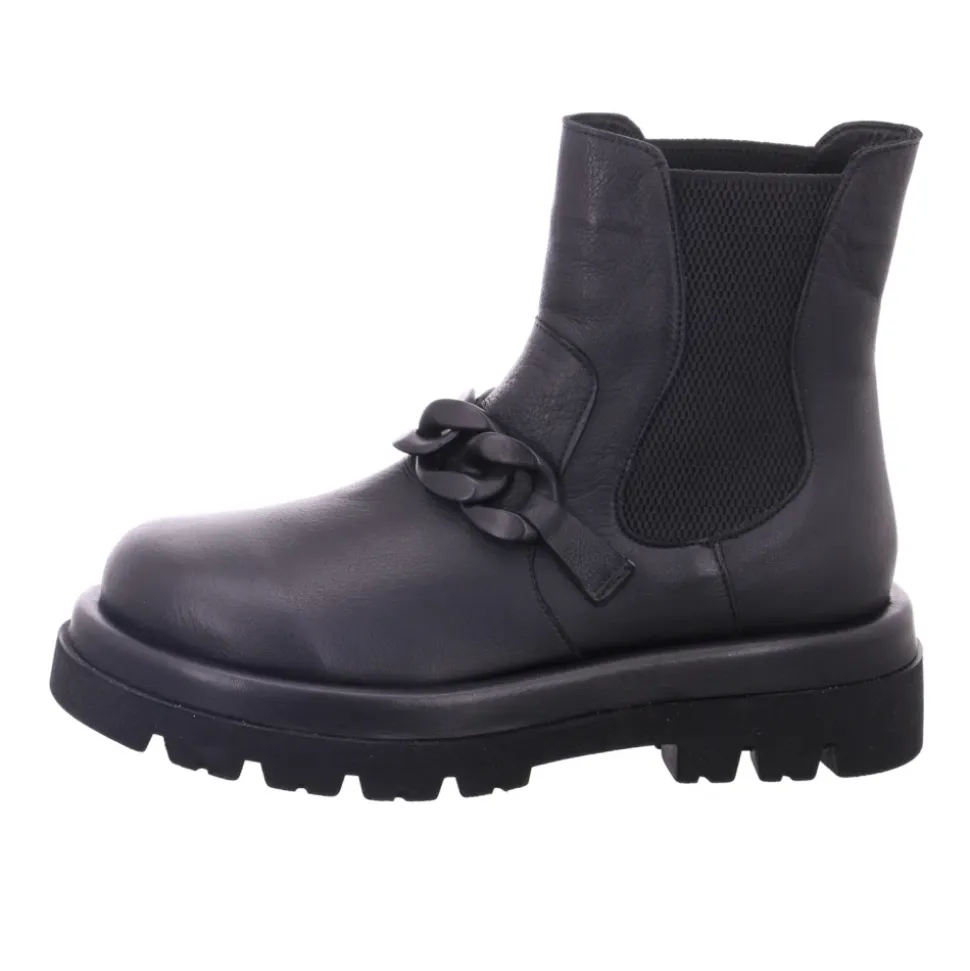 Chelsea Boot