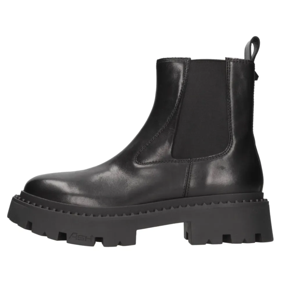 Chelsea Boots