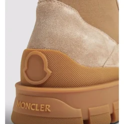 Chelsea Boots aus Wildleder mit Profilsohle