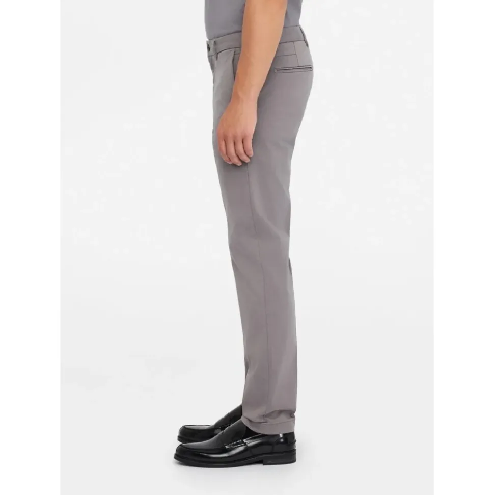 Chinos