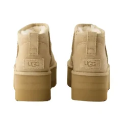 Classic Ultra Mini Platform Stiefel Sand