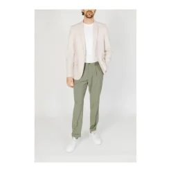 Cremefarbener Baumwollanzug Blazer Modell