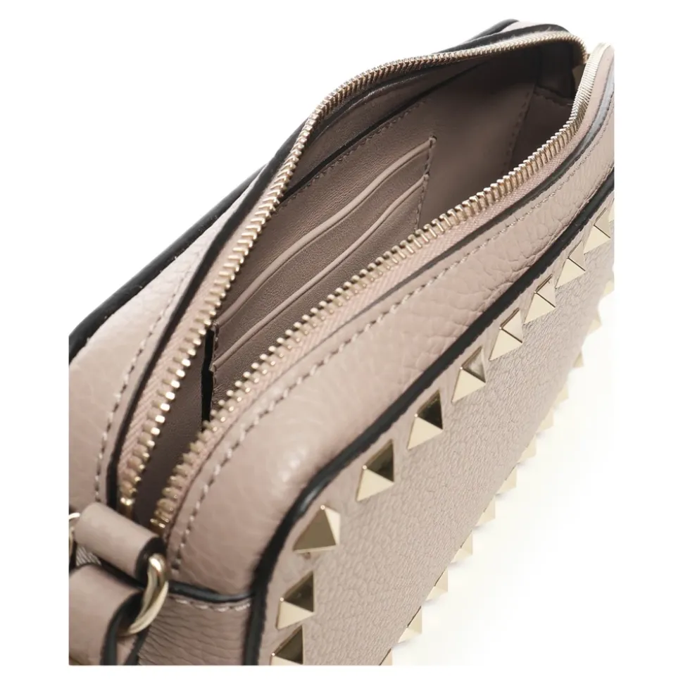 Designer Lederhandgelenktasche in Poudre